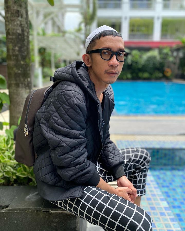 Aming Tampil Lebih Religius hingga Diduga Hijrah