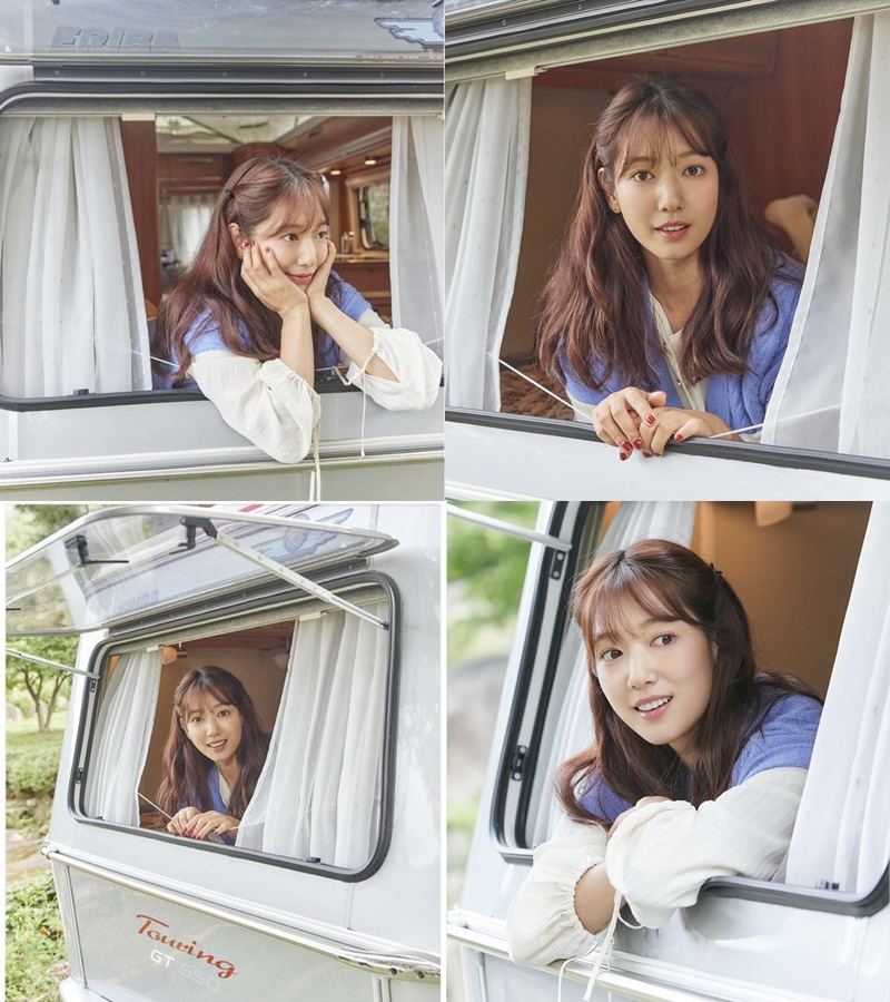 Park Shin Hye Bikin Pangling Tampil Bak Gadis Muda Meski Sudah Jadi Ibu di Foto Spesial Ultah