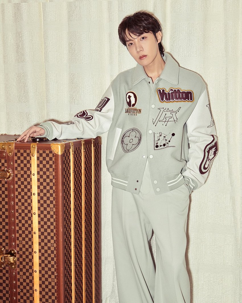 Usai Bareng BTS, J-Hope Secara Individu Terpilih Jadi BA Louis Vuitton
