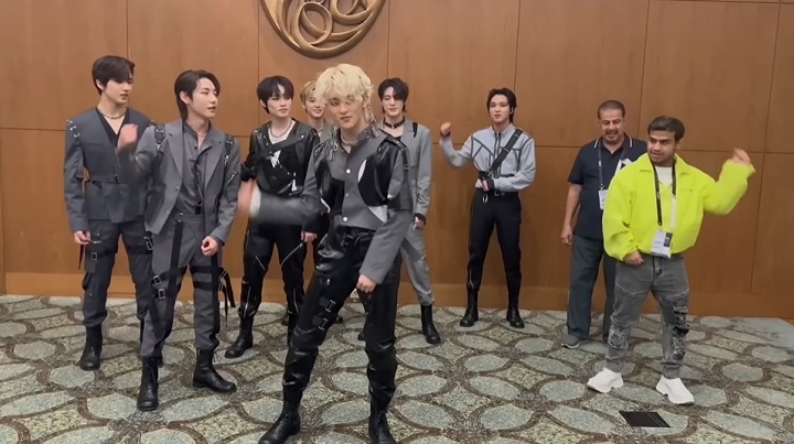 Lakukan Candy TikTok Challenge