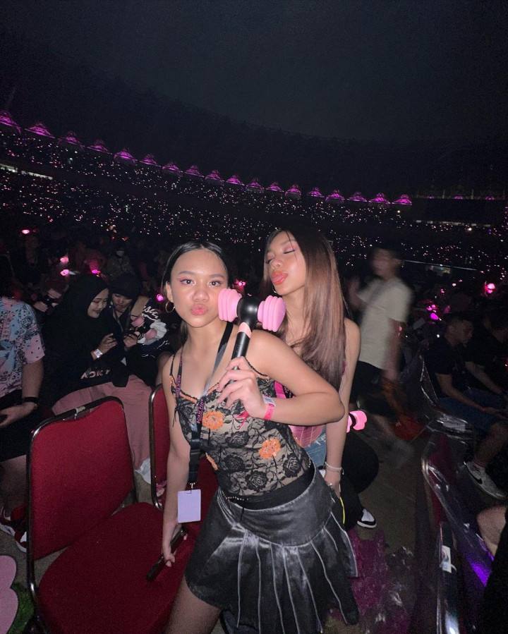 Naura dan Neona Ayu