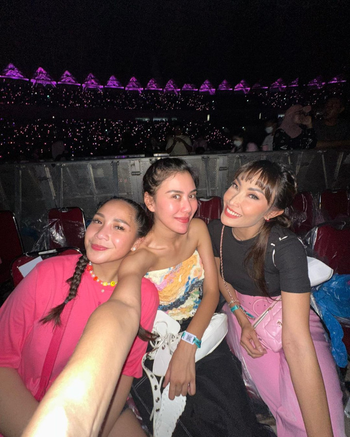 Syahnaz Sadiqah, Nagita Slavina, dan Ayu Dewi