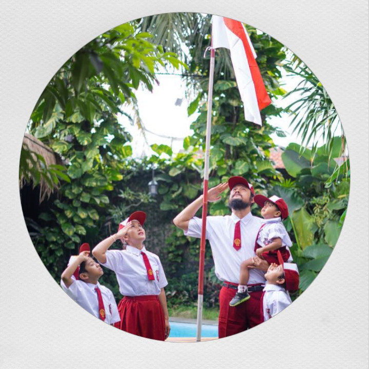 Keluarga Dwi Sasono