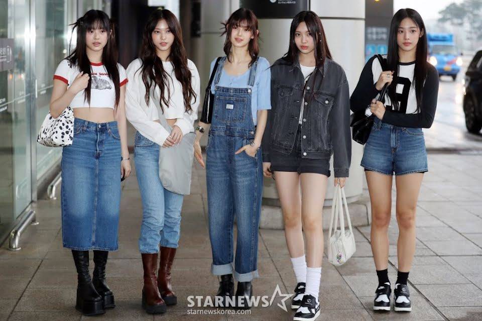 NewJeans tampil dengan gaya kasual