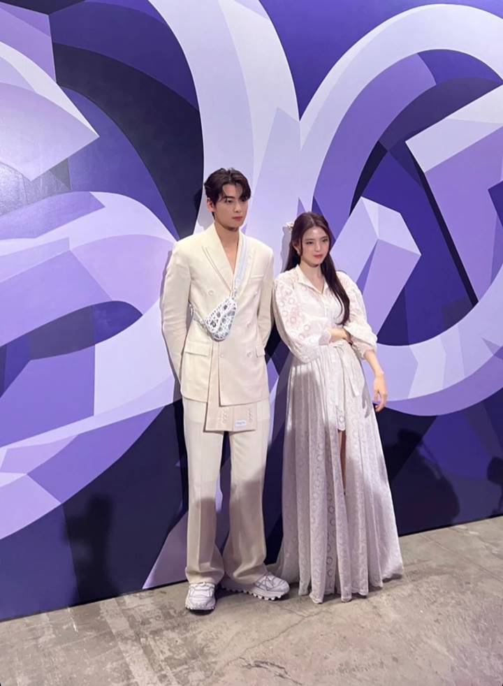Visual Top Reuni, Cha Eunwoo ASTRO & Han So Hee Jejer Justru Dinilai Tak Ada ChemistryVisual Top Reuni, Cha Eunwoo ASTRO & Han So Hee Jejer Justru Dinilai Tak Ada Chemistry