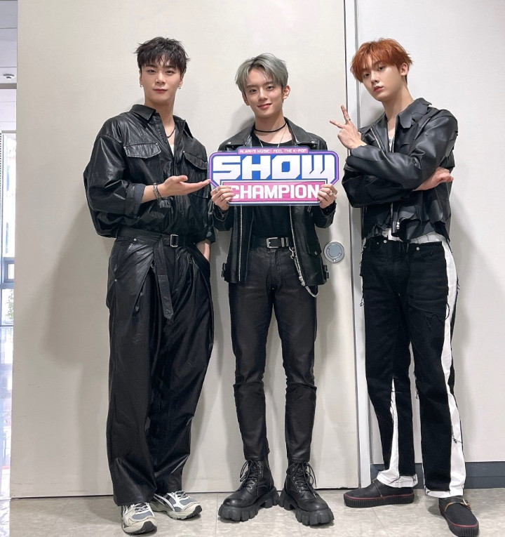 Bawakan Acara Bersama dengan Sanha dan Kangmin VERIERY