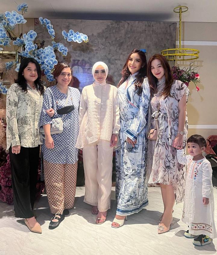 Keharmonisan di Family Dinner