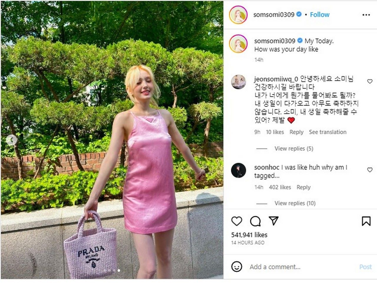 Kombinasi Rambut Pirang dan Dress Pink Menggemaskan, Jeon Somi Dipuji Bak Barbie Hidup