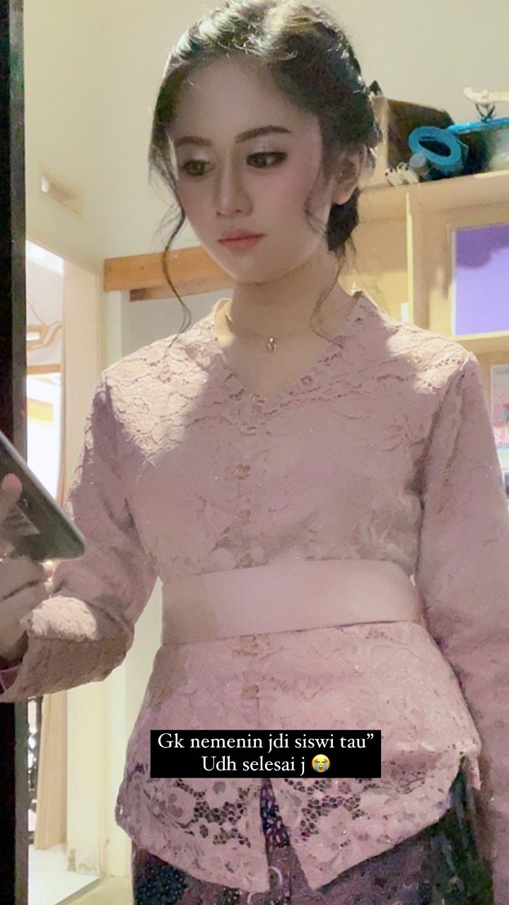 Kecantikan Sang Putri Bikin Salfok