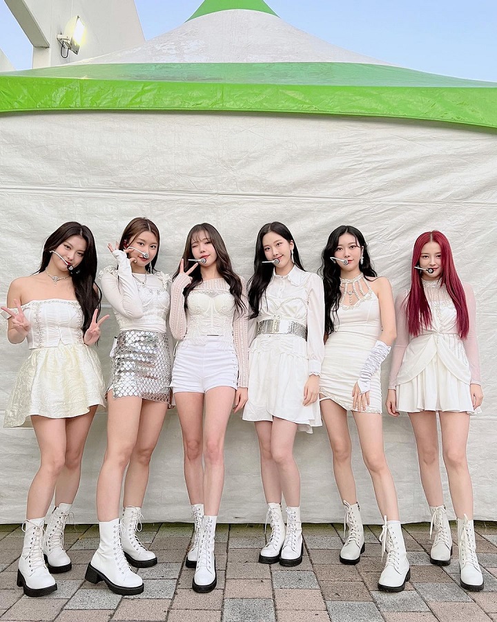 MOMOLAND