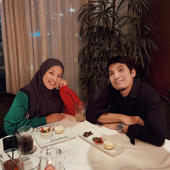 Desta Gugat Cerai Natasha Rizky