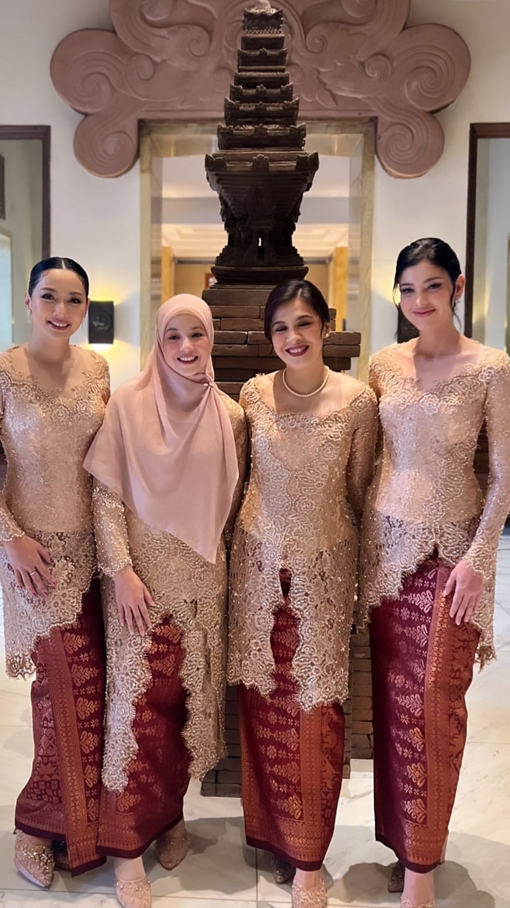 Natasha Rizky Jadi Bridesmaid