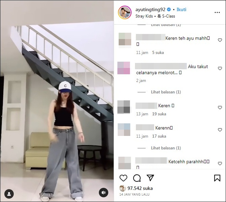 Ayu Ting Ting Cover Dance Stray Kids, Model Celana Gombrong Jadi Bahan Ghibah