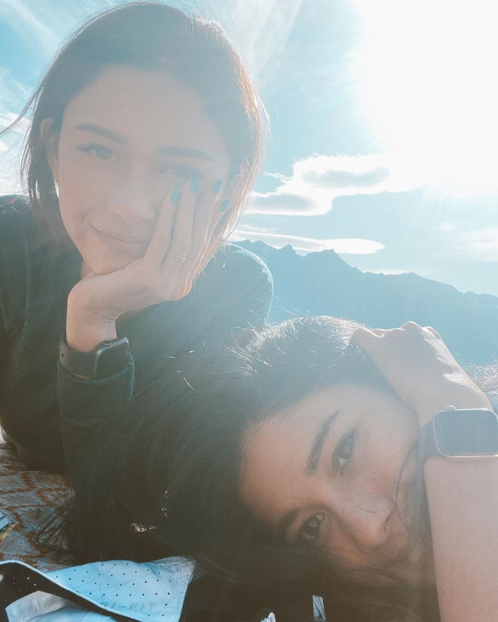 Definisi Sister Goals