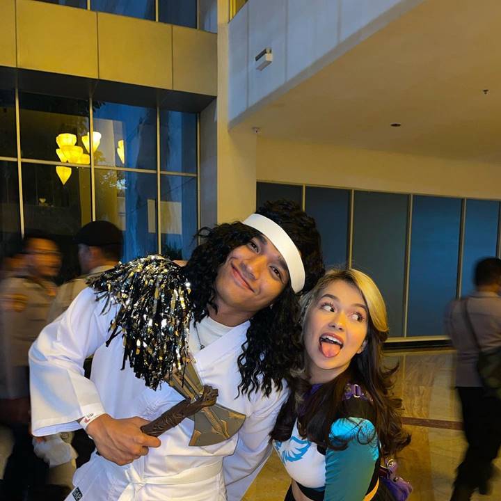 Rayakan Halloween