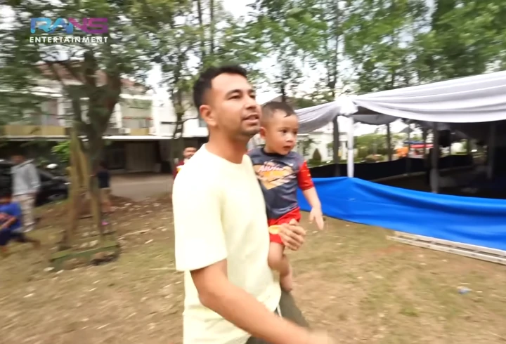 Rayyanza Malik Ahmad Alias Cipung Kurban Sapi Beratnya 1 Ton