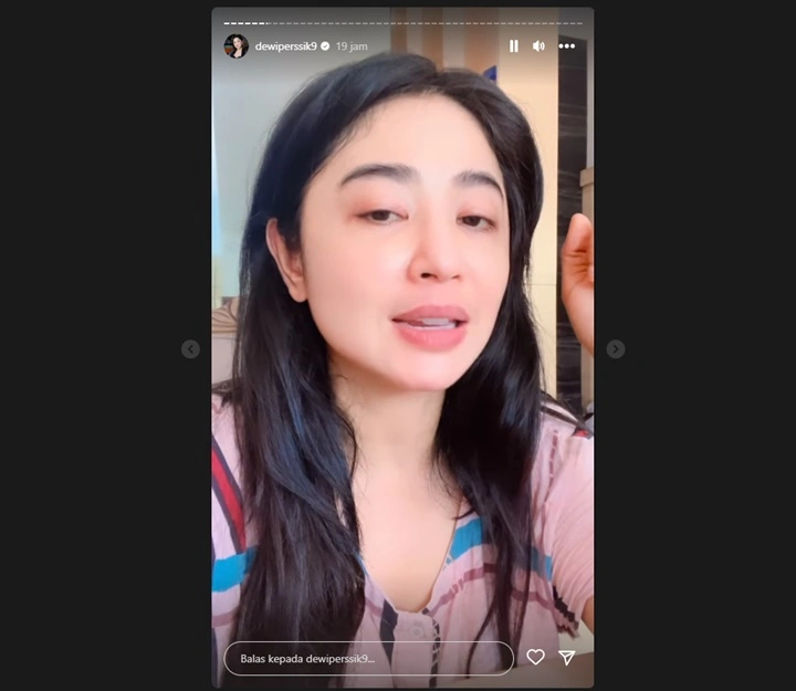 Dewi Persik Tepis Rumor Rumahnya Digerebek Imbas Seteru dengan Pak RT, Tegaskan Sikap dari Tetangga