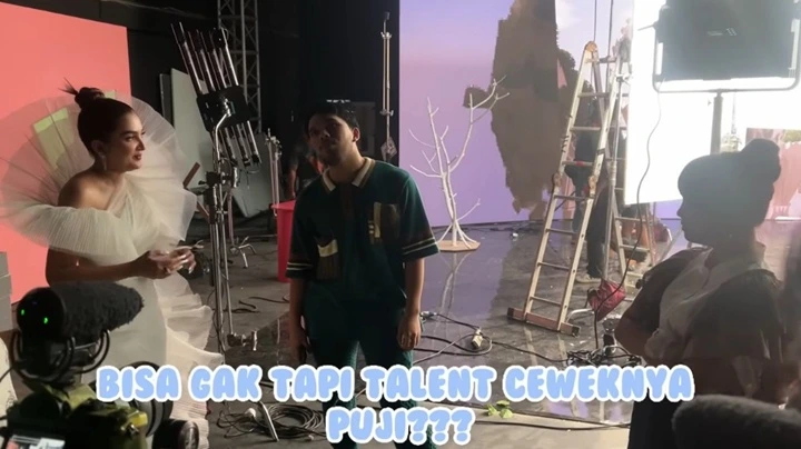 Reaksi Thariq Halilintar Saat Pertama Kali Tahu Digandengkan Dengan Fuji An di MV \'Bye Mantan\'