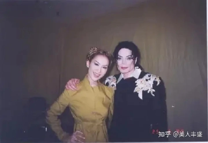 Bersahabat dengan Michael Jackson