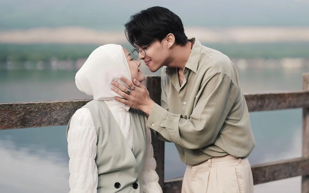 Dinda Hauw Dapat Kejutan Anniversary Romantis Dari Rey Mbayang Dinilai Bak Film