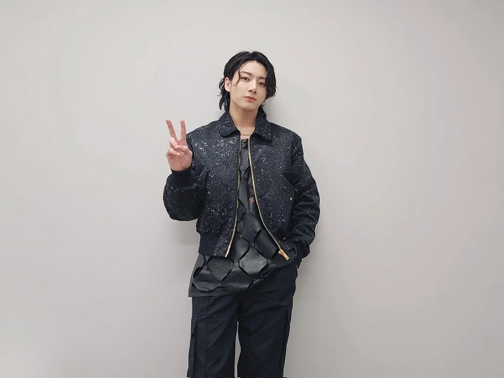  Solois Asia Tercepat yang Punya 6 Juta Followers di Spotify