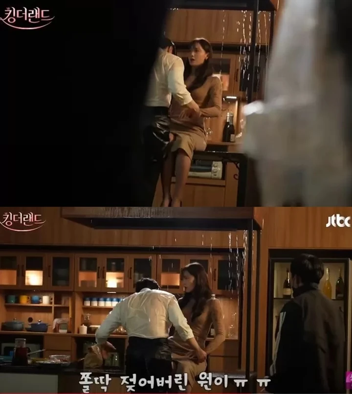 Junho 2PM Enggan Lepas Yoona SNSD Usai Syuting Ciuman \'King the Land\' Jadi Bahan Gosip