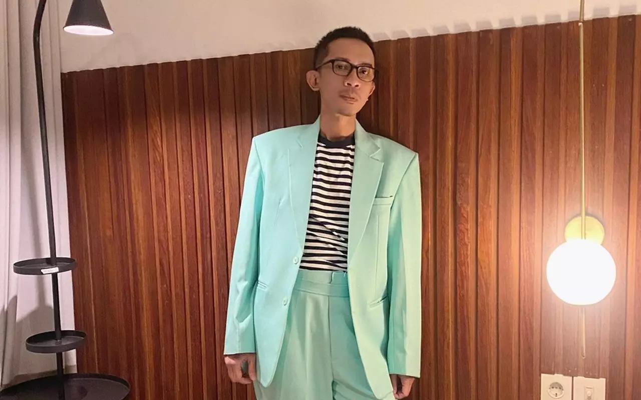 Penuh Teka-Teki, Postingan Aming Ramai Diserbu Rekan Artis