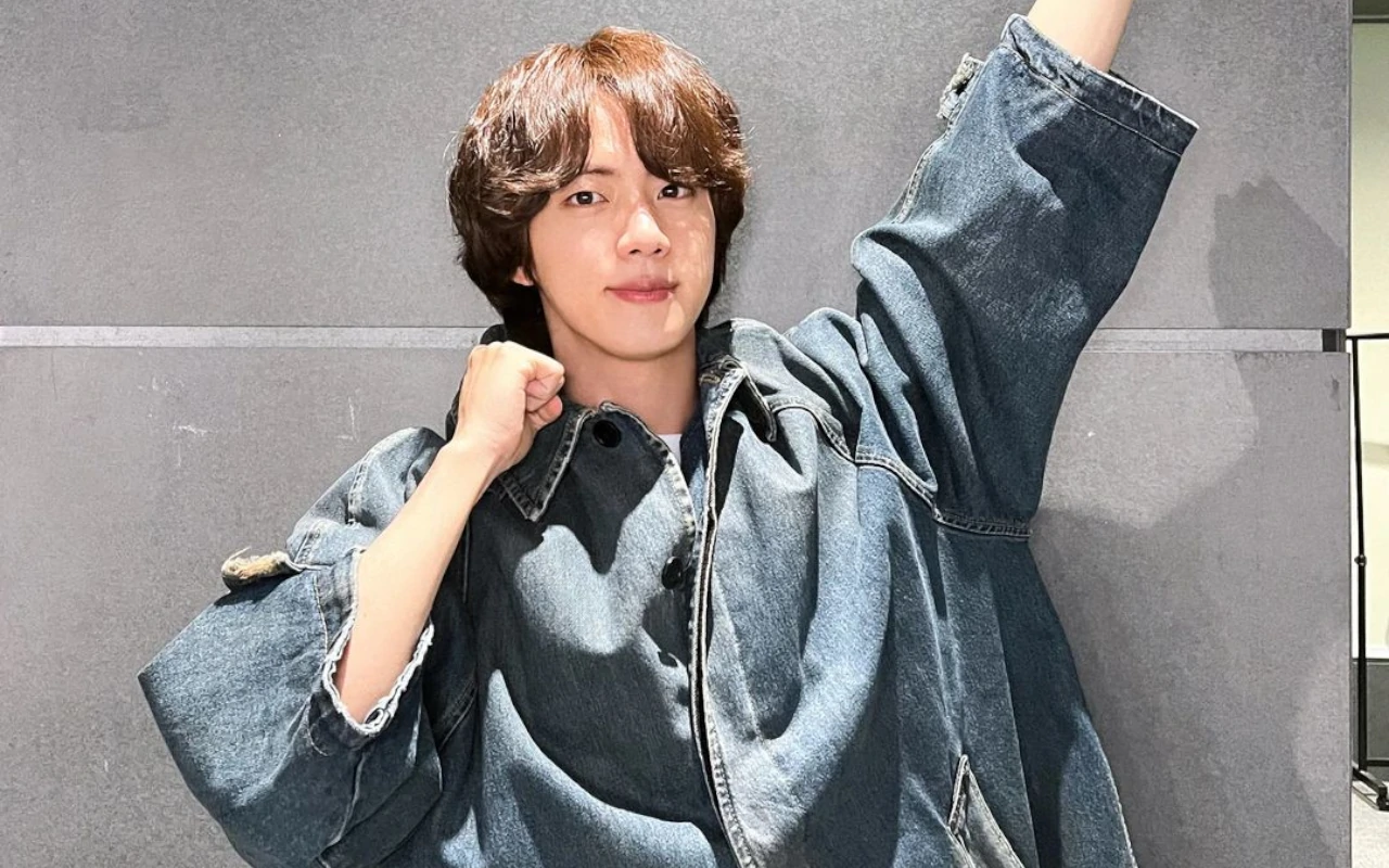 Dituduh Bolos Buat Lihat Jin BTS, Perawat Militer Klarifikasi