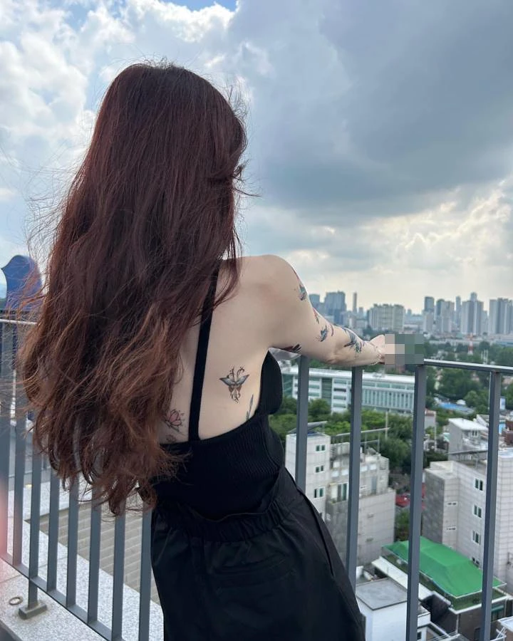 Han So Hee Diduga Merokok di Postingan Terbaru Langsung Jadi Bahan Gosip