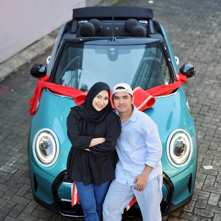 Putra Siregar dan Septia Yetri Opani 
