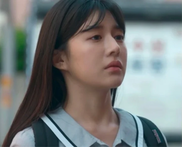 Beda Imej Go Yoon Jung di \'Moving\' & Drama Sebelumnya Jadi Perbincangan