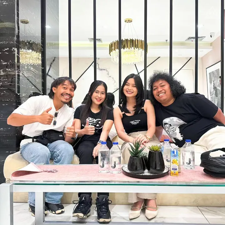 Kolab Bareng Seleb TikTok