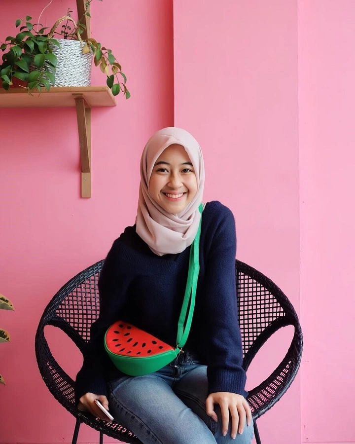 Punya Senyum Manis