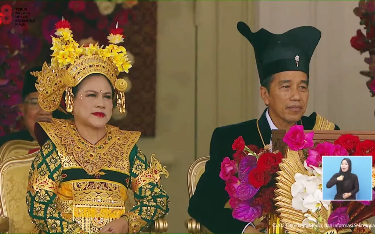 Iriana Jokowi Trending Gegara Penampilan dan Tingkah Kocaknya di Upacara HUT RI 78