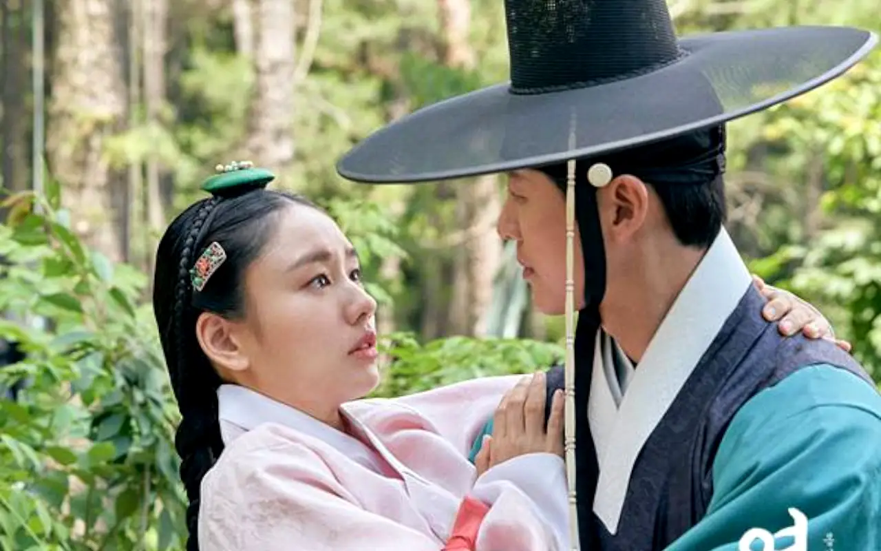 Rating Melejit, Ahn Eun Jin & Nam Goong Min Sambat Beratnya Syuting 'My Dearest'