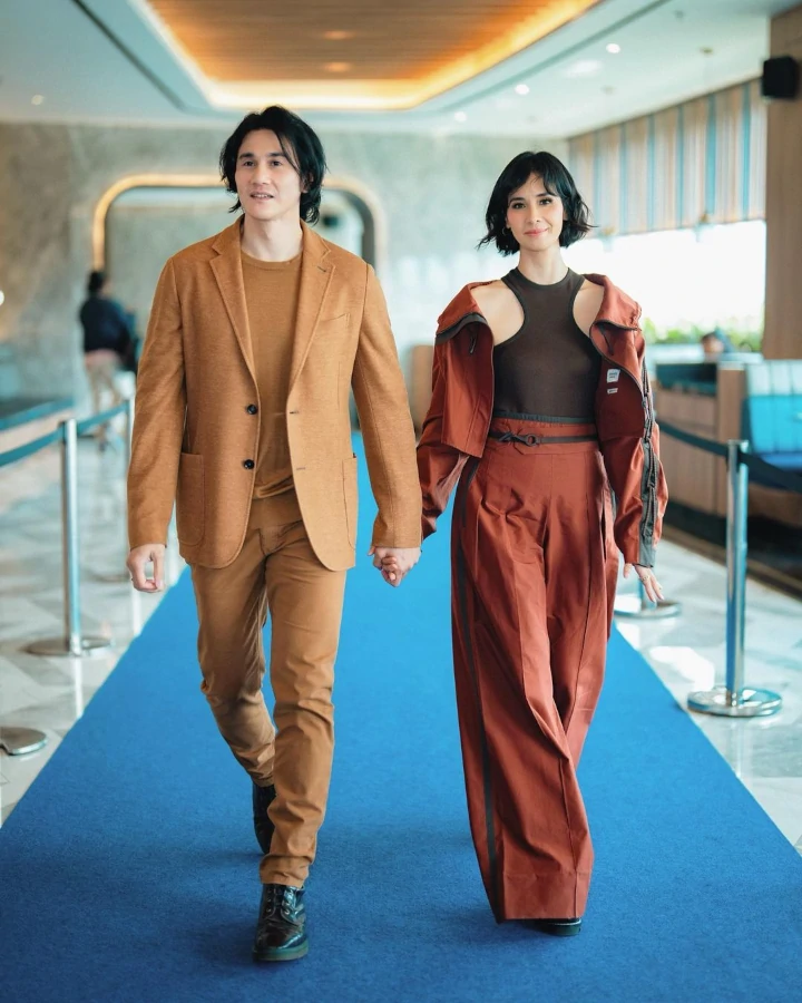 Vino Bastian dan Marsha Timothy 