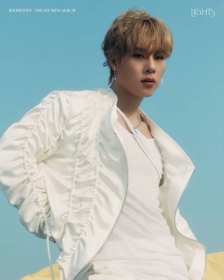 Joohoney MONSTA X