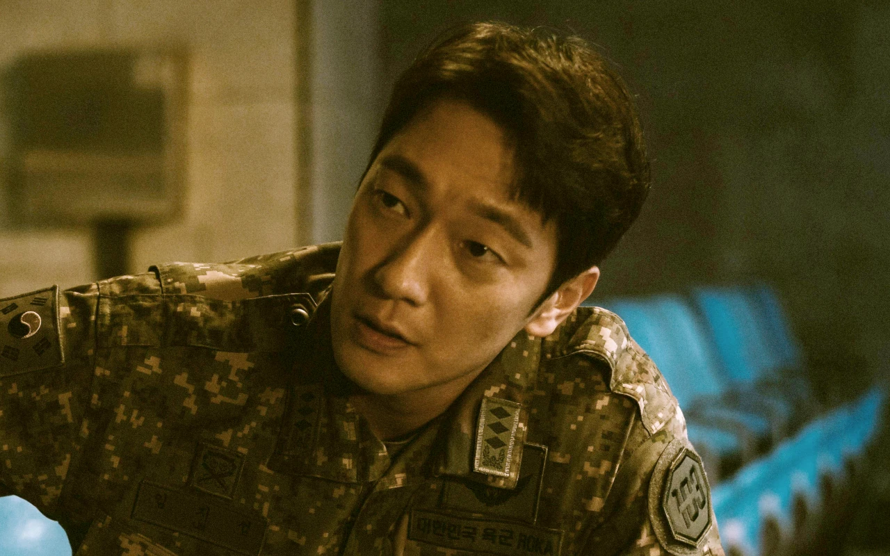 Son Suk Ku Sebut Kapten Lim Ji Seob di 'D.P 2' Paling Lemah Dibanding Karakternya yang Lain