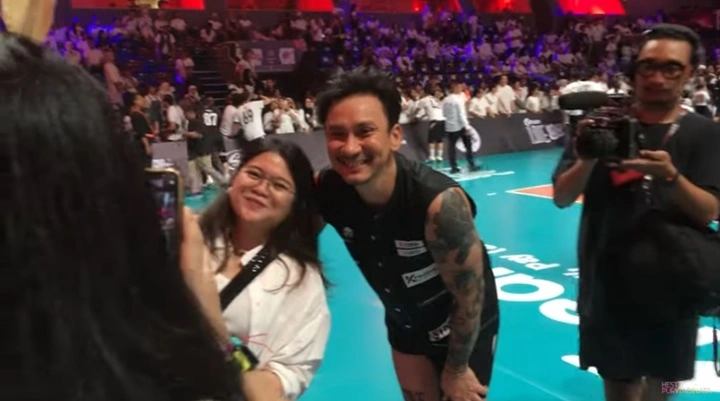 Gemas, Vincent Rompies Langsung Ngangguk Diajak Bumil Foto di Tempat Ramai