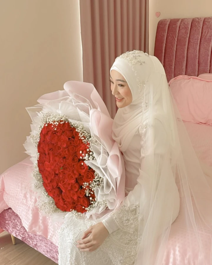 Larissa Super Bahagia