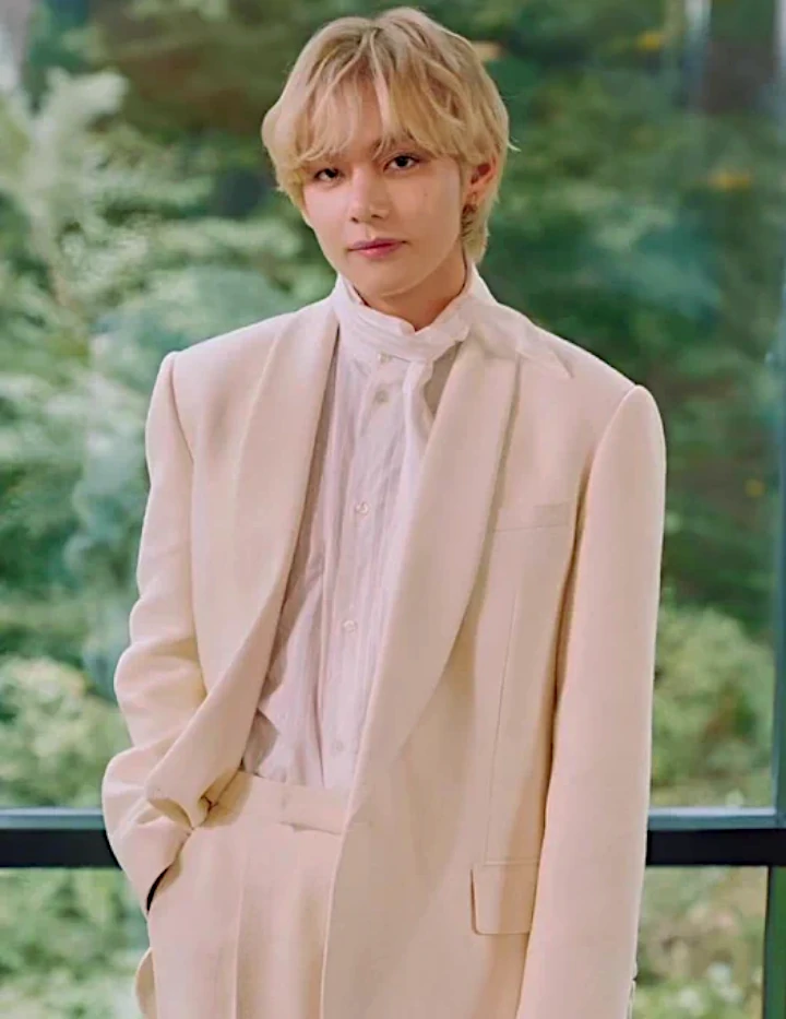 V BTS