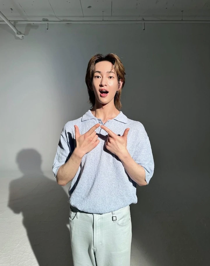 Onew SHINee