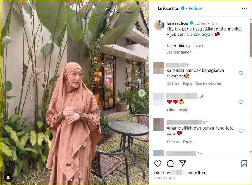 Larissa Chou pamer difotokan sang suami