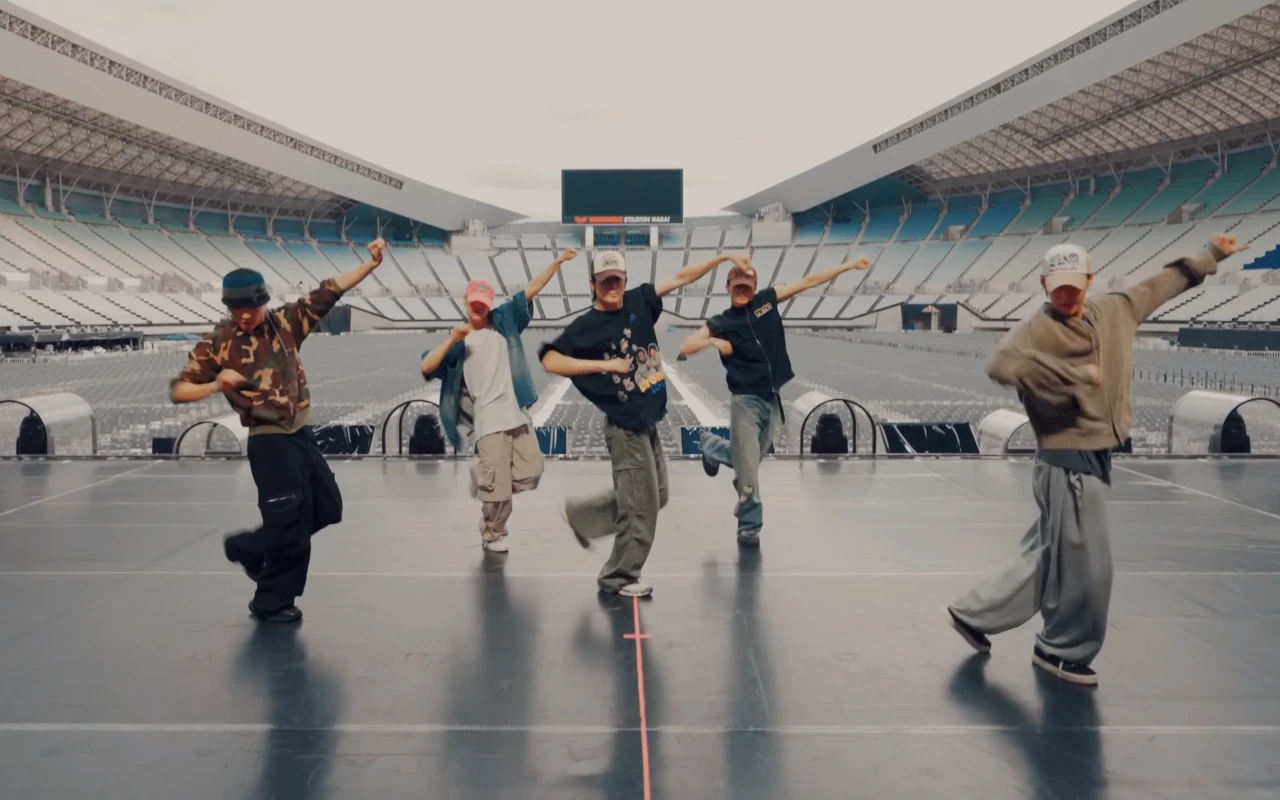 Dance Practice 'Baggy Jeans' NCT U di Stadion Yanmar Nagai Disebut Flexing Total