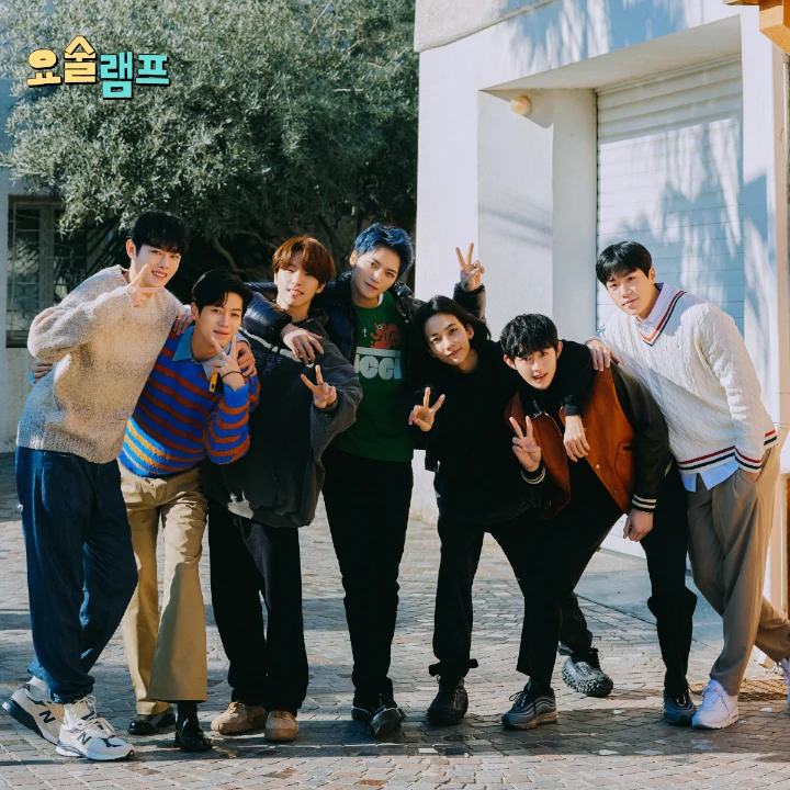 Jaejoong ke Prancis Bareng Jeonghan-Dino SEVENTEEN di \'Magic Lamp\', Kombinasi Tak Biasa Disorot Jaejoong ke Prancis Bareng Jeonghan-Dino SEVENTEEN di \'Magic Lamp\', Kombinasi Tak Biasa Disorot