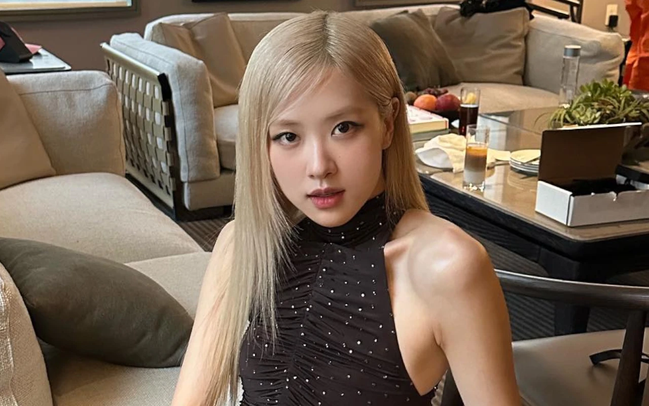 Rose BLACKPINK Dilaporkan sebagai Satu-Satunya Member yang Perpanjang Kontrak dengan YG