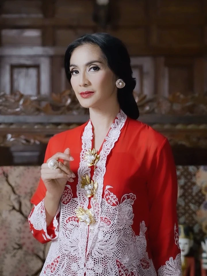 Maudy Koesnaedi