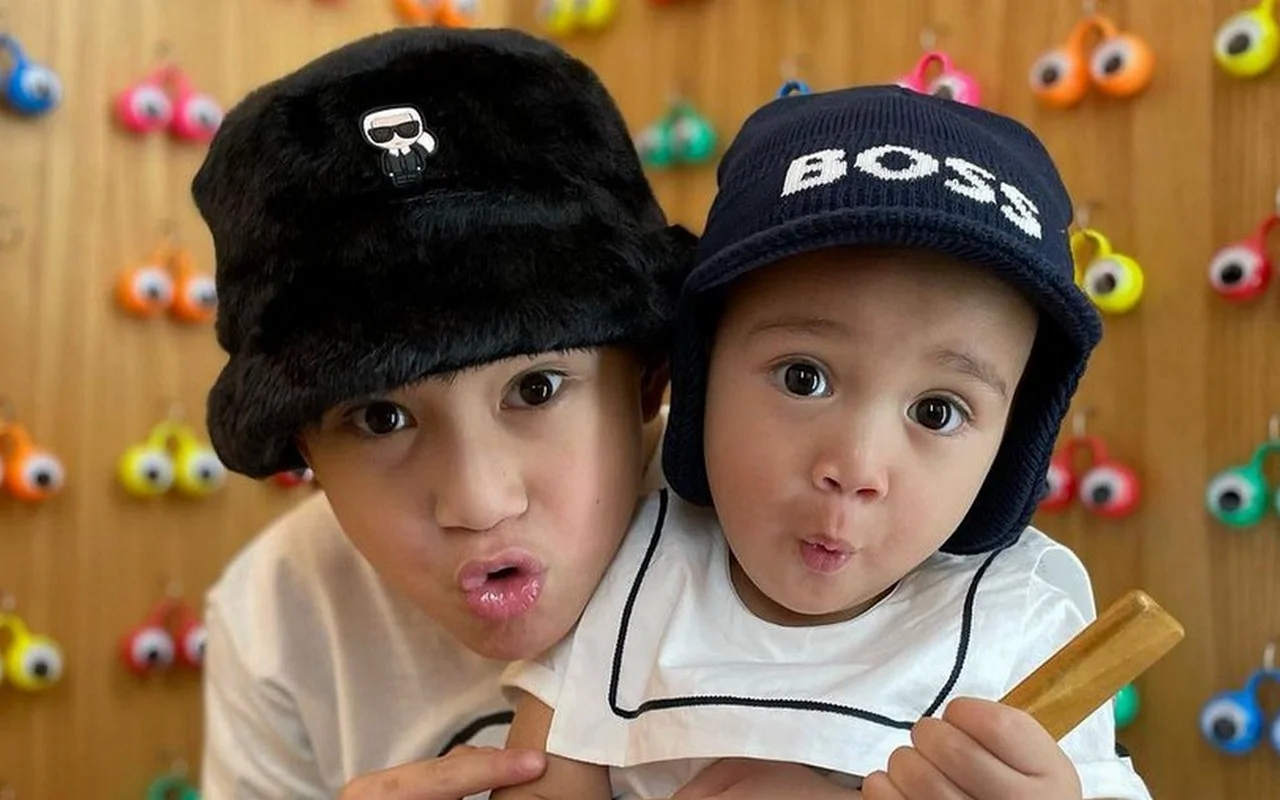 Rafathar Curhat Sering Ditinggal Rayyanza Cipung, Ekspresi Sedih Bikin Gemas