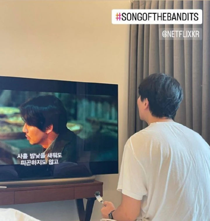 Kim Nam Gil Disemprot Ibu Gegara Cium Seohyun SNSD di \'Song of the Bandits\'