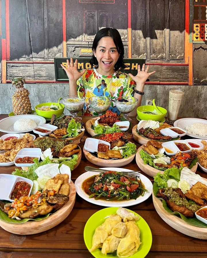 Farida Nurhan Vs Codeblu